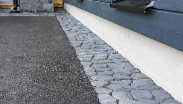 Best Professional Driveway Pavers  in Leonardo, NJ
